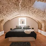 Apartment Medieval Cave Experience Toledo